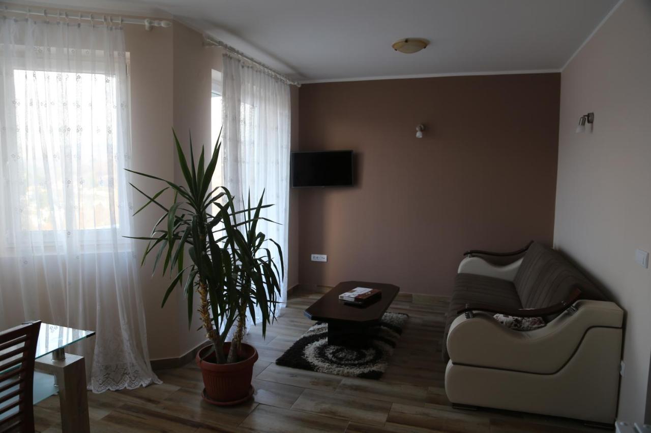 Fruskogorska Idila Apartmani Връдник Екстериор снимка