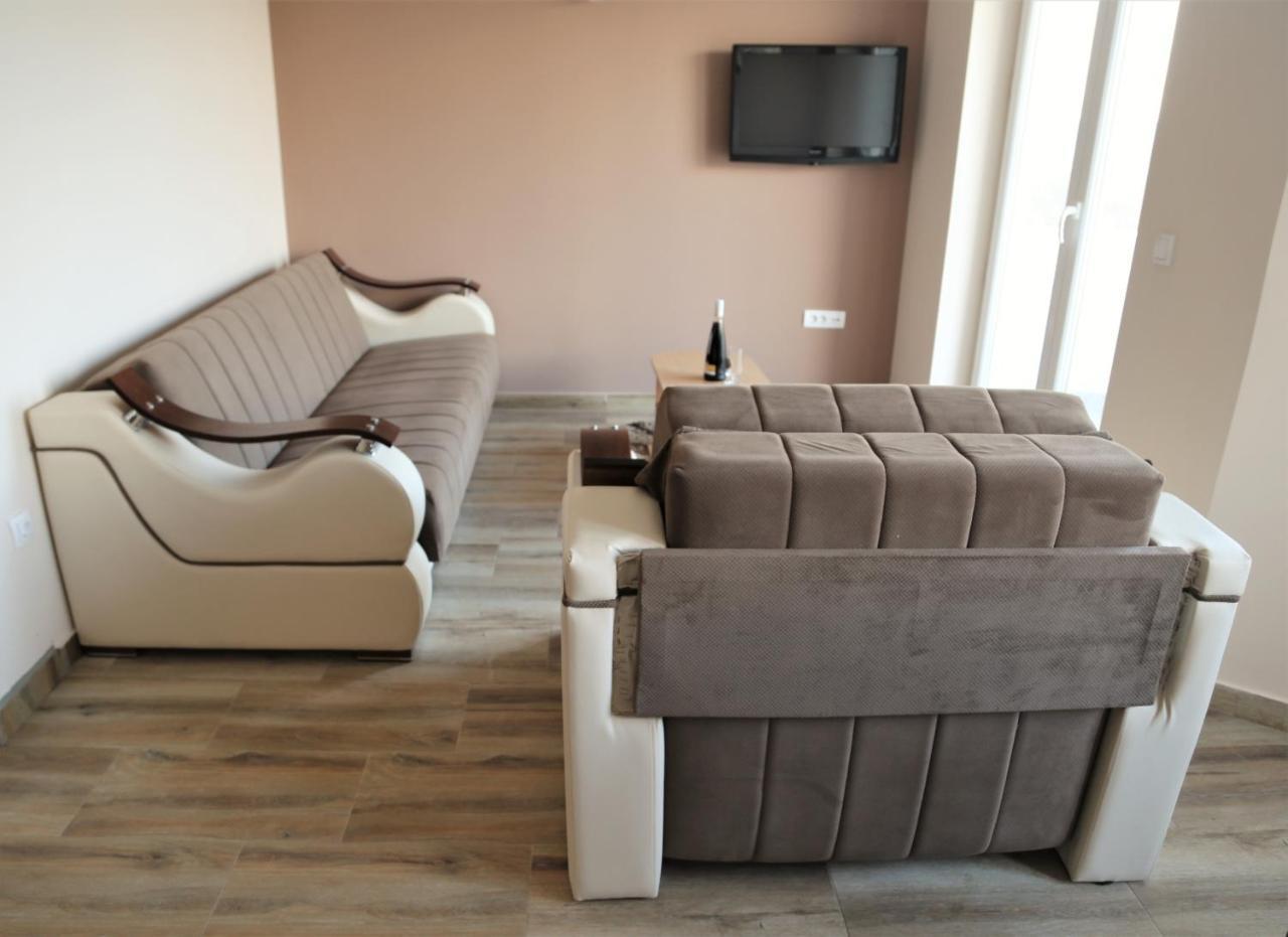 Fruskogorska Idila Apartmani Връдник Екстериор снимка